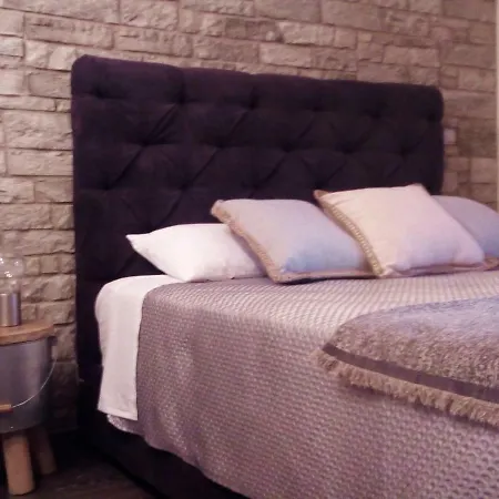 Lux 1 *